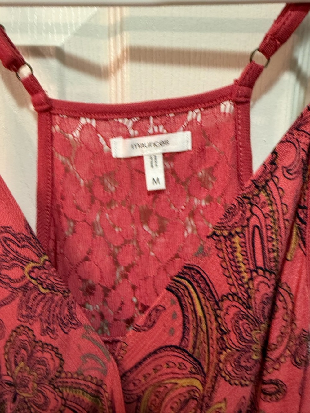 Maurices Red Paisley Lace-Back Tank Top size Medium - Picture 2 of 3